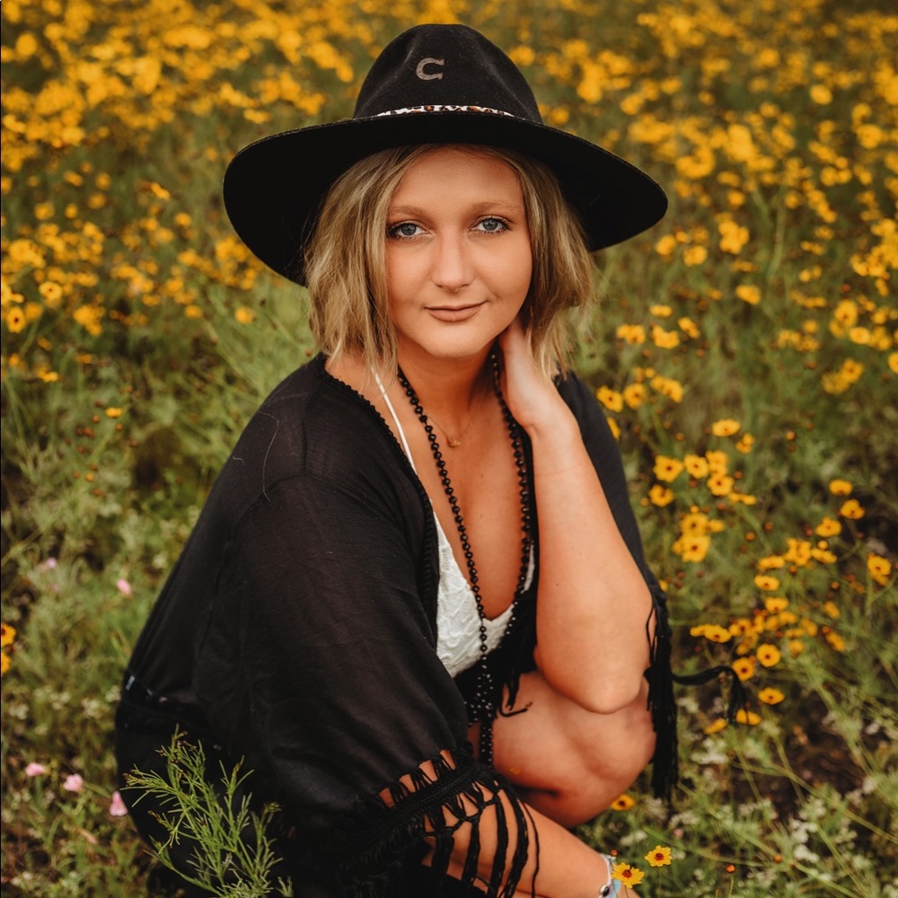 Meet your Posher, Kelsey